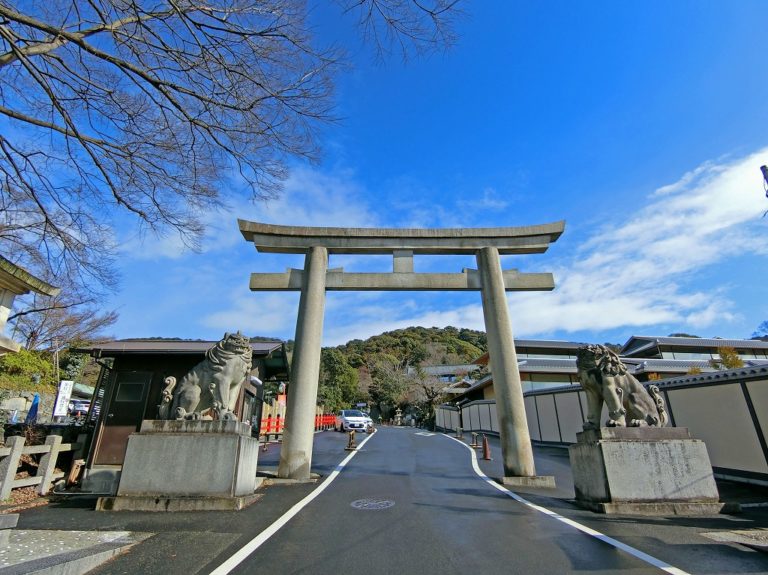 京都霊山護國神社へ | 旅人のブログ